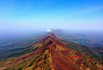 WCS and Rio Tinto Simfer sign investment agreements for Simandou Trans-Guinean rail and port infrastructure