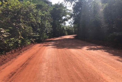 La réhabilitation de la route du port de Morebaya à la ville de Maférinya a été achevée avec le soutien du Simandou Winning Consortium